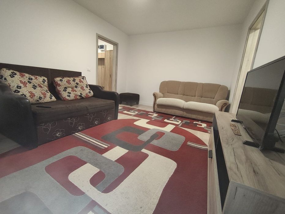 Proprietar închiriez apartament renovat