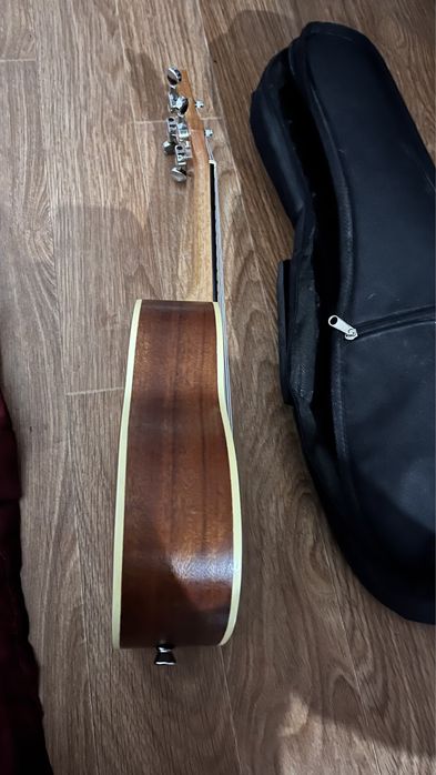 Укулеле с Утеплены чехолом