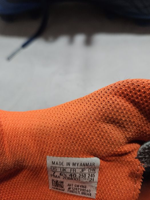 Adidas pentru fotbal