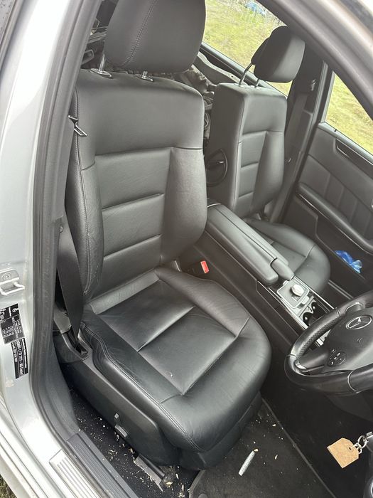 НА ЧАСТИ Mercedes-benz E350cdi W212 mercedes е класа в212 ом642852