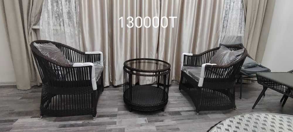 стол стулья для снаружи