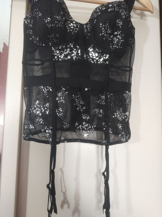 Бюстье от бренд Victoria secret.