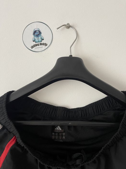 Pantaloni scurti adidas