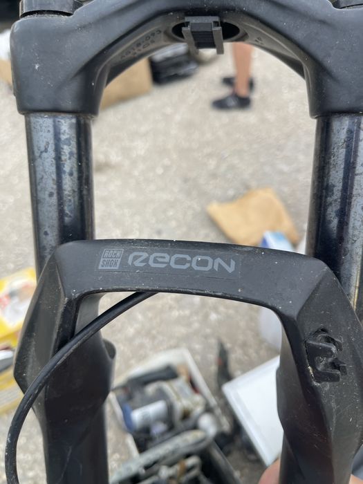Вилка Rockshox Recon 29”