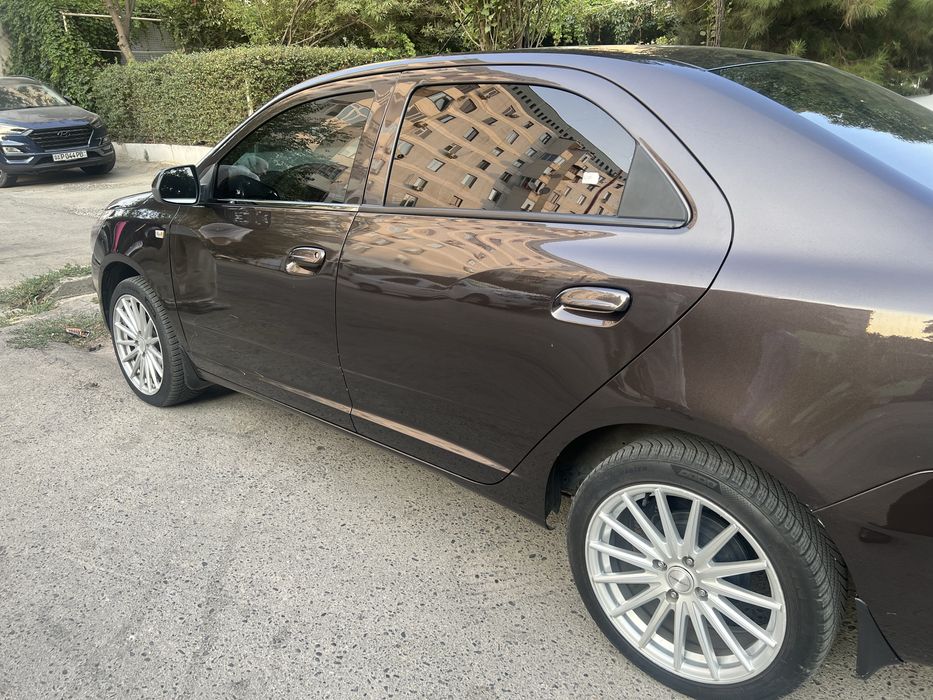 Диска балон R17 Vossen обмен на cobalt R15