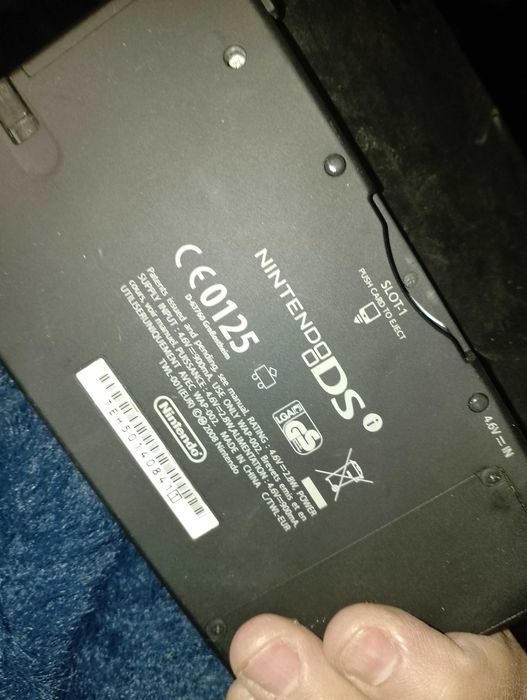 Преносима игра нинтендо