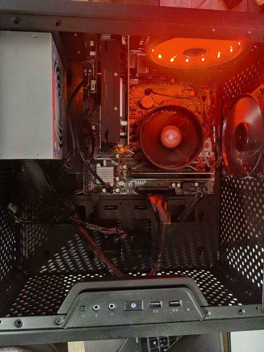 Настолен компютър AMD RYZEN 5