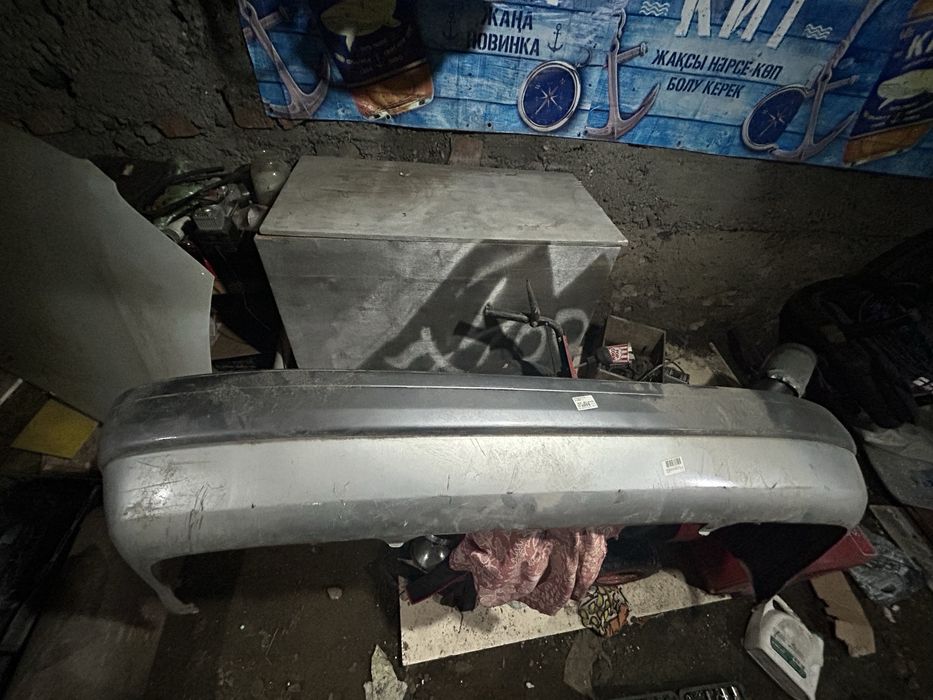 Продам задний бампер