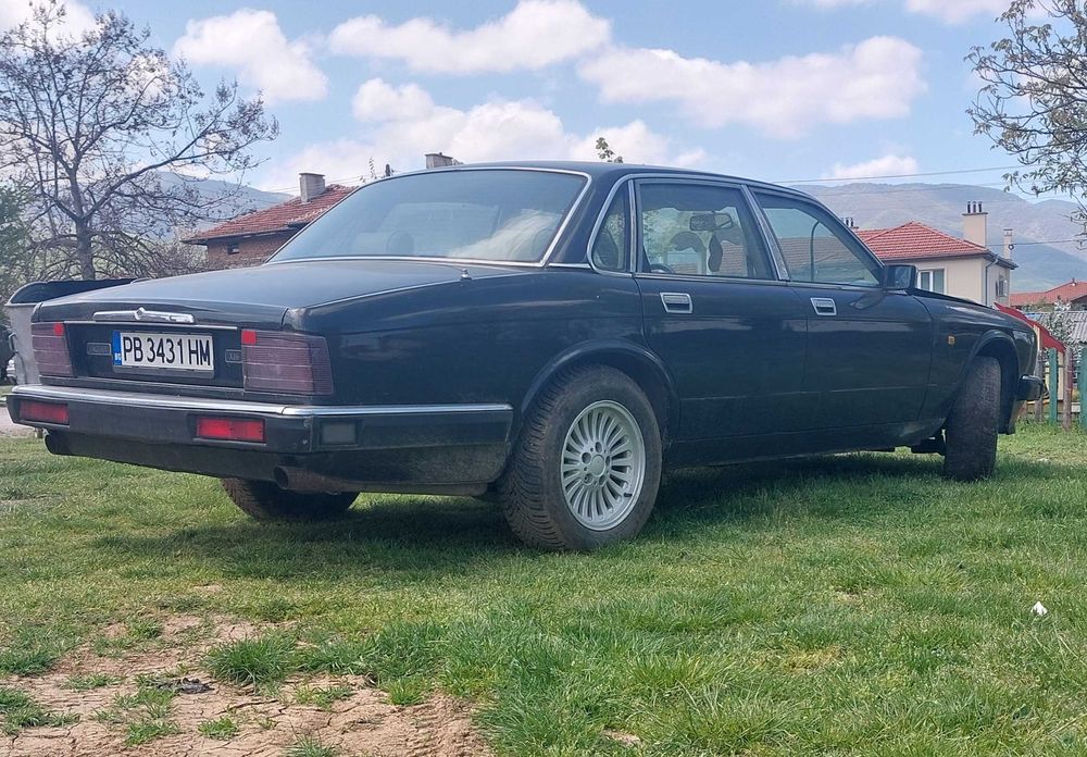 Jaguar xj6 3200