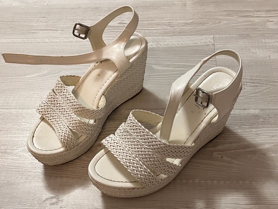 Sandale dama numarul 40