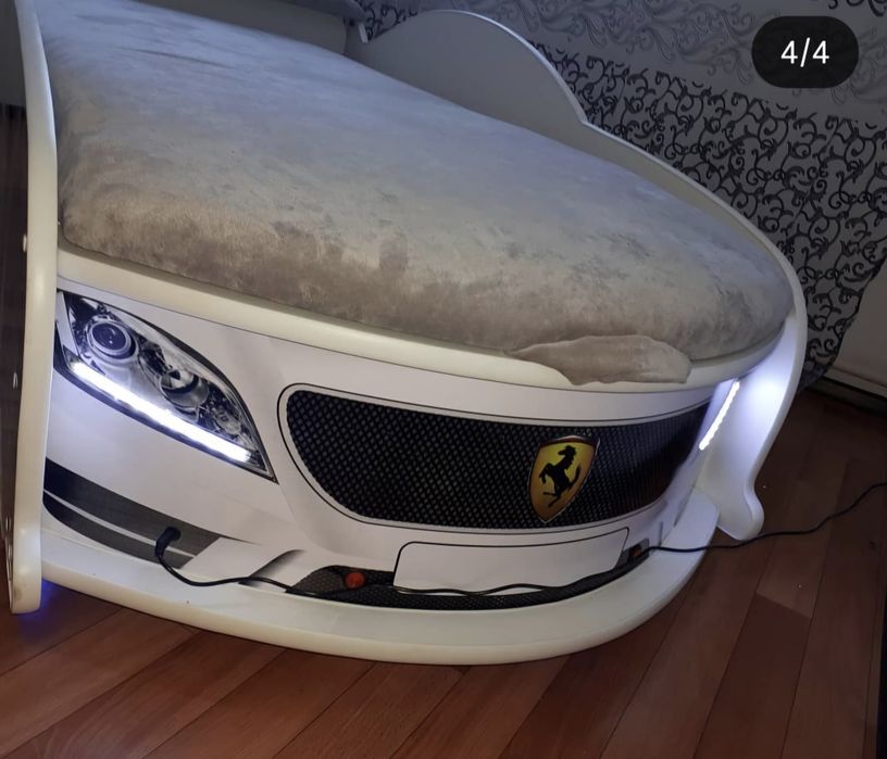 Кровать-машинка с ящиком