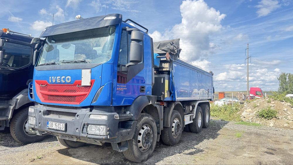 Iveco trakker 8x4