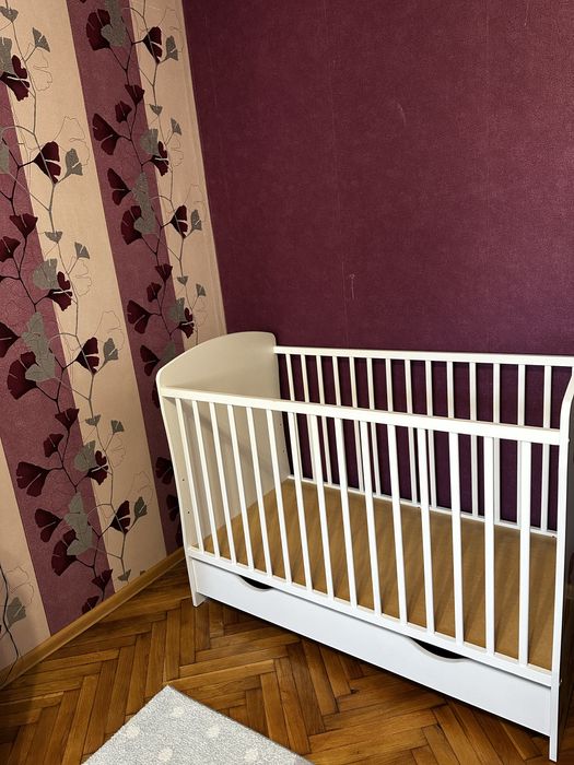 Запазена детска кошара