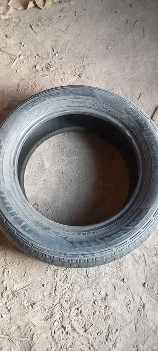 Срочно продам резину размер 18