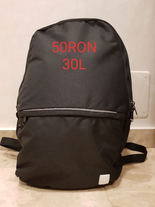 Rucsace noii fara nici o folosire