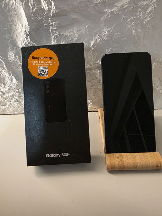 Samsung Galaxy S23 plus