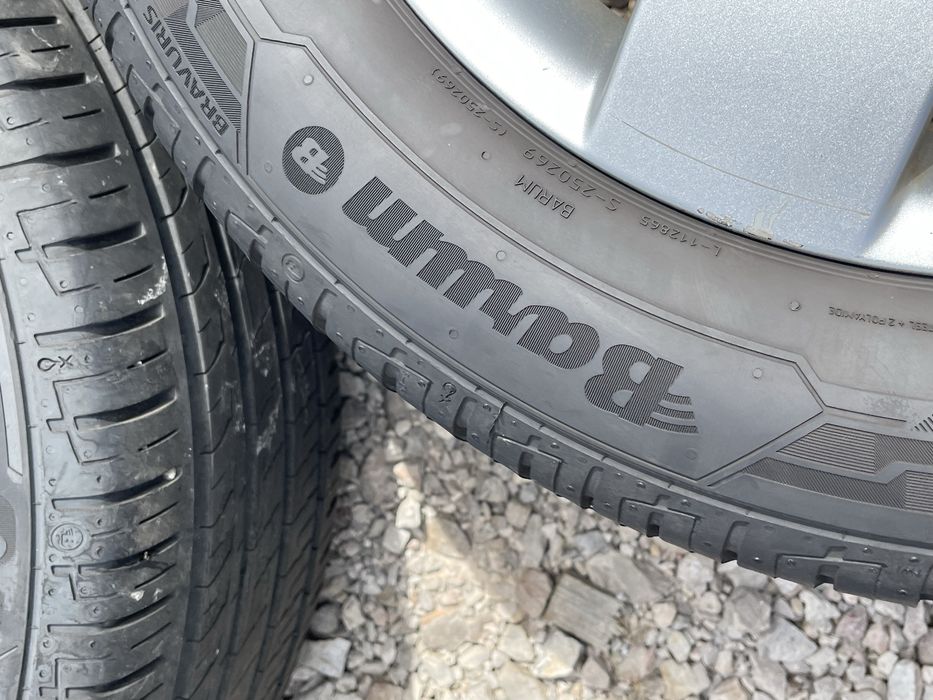 4 бр. 2022 215/55/16 Barum Bravuris 5