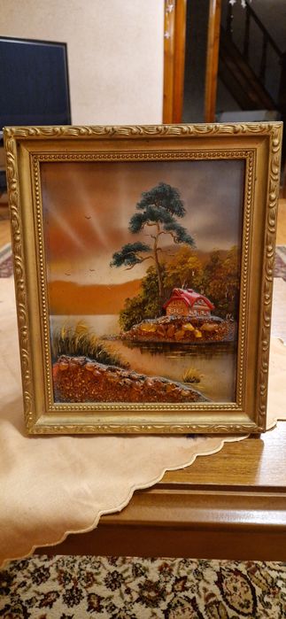 Картина с янтарем