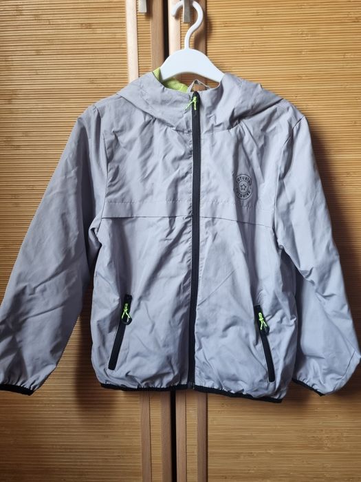 Куртка ветровка, размер 128
