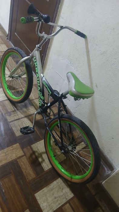 Velasoped 20 li sotiladi