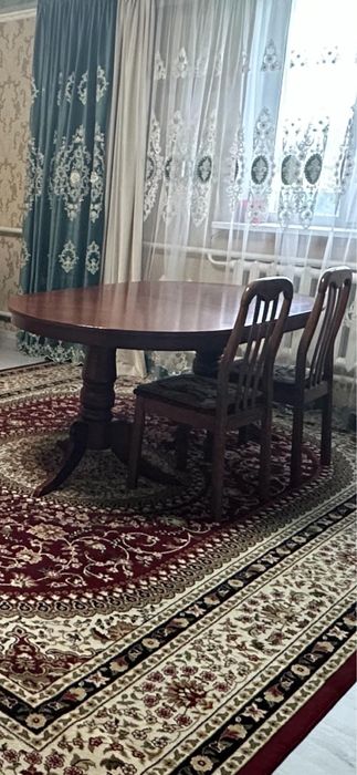 Стол для гостиной