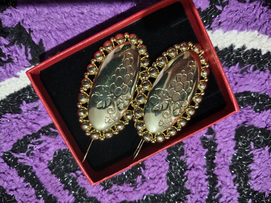 Cercei Placați cu aur