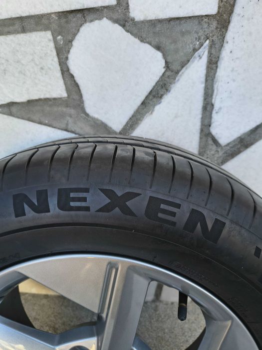 Оригинални джанти с летни гуми Nexen 16" за Hyundai