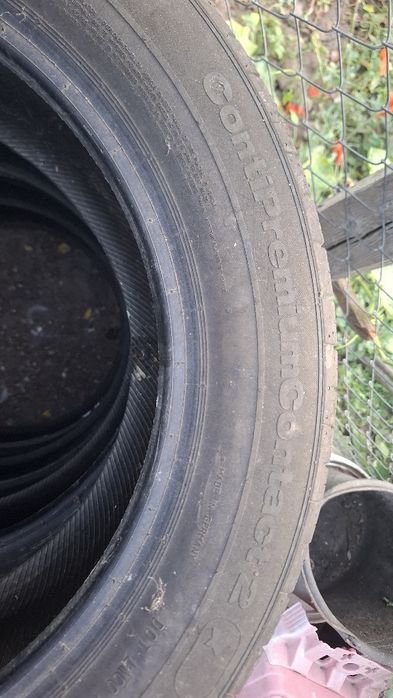 Vând anvelope vara 205 55 R17