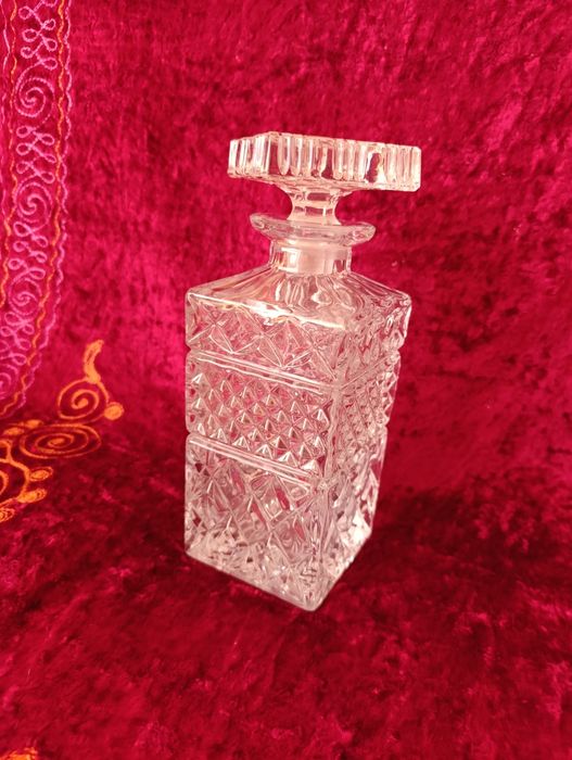 Хрустальный графин , штоф  под виски ( Чехословакия НОВЫЙ )