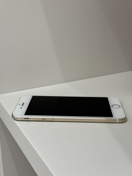 Телефон iPhone 6 65ГБ