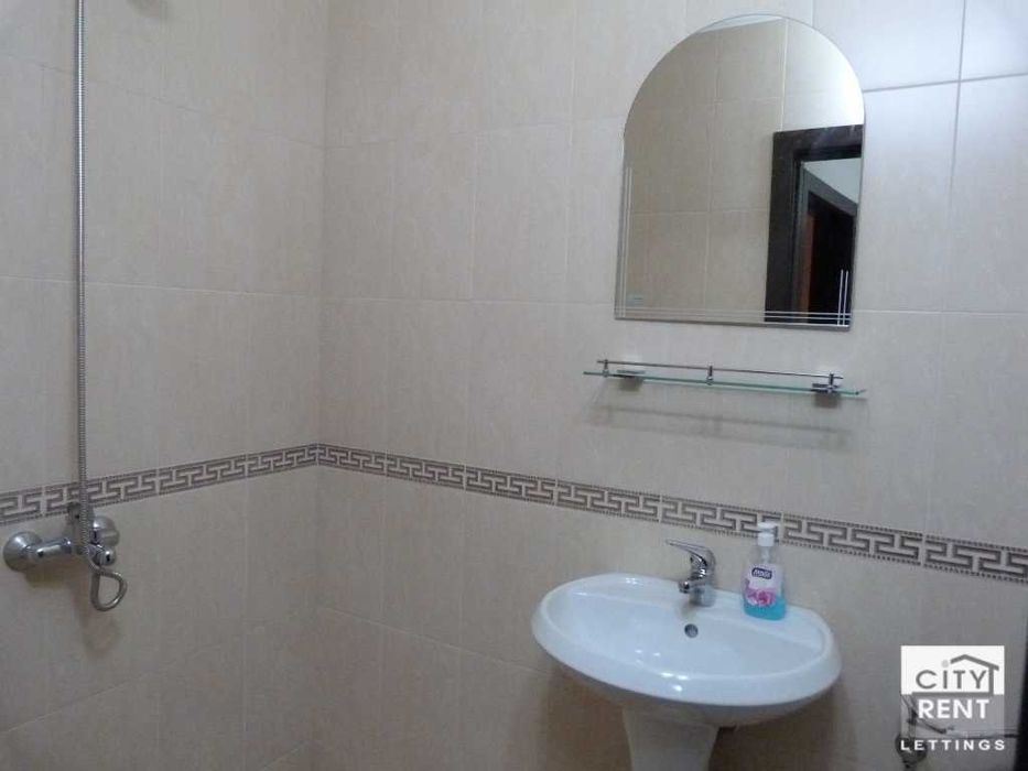 102115 Обзаведено жилище в топ центъра на  Велико Търново