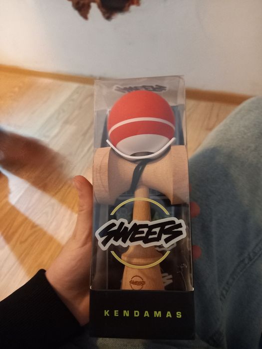 Kendama Sweets Tracker Roşie Sibiu • OLX.ro