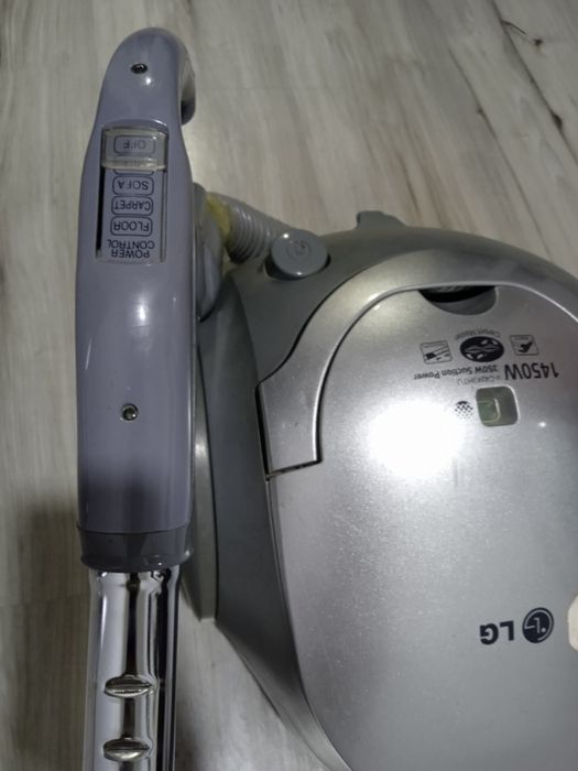 Продам пылесос в идеальном состоянии.