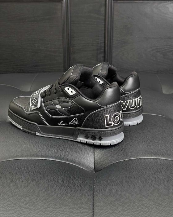 Adidasi Louis Vuitton Trainer Premium