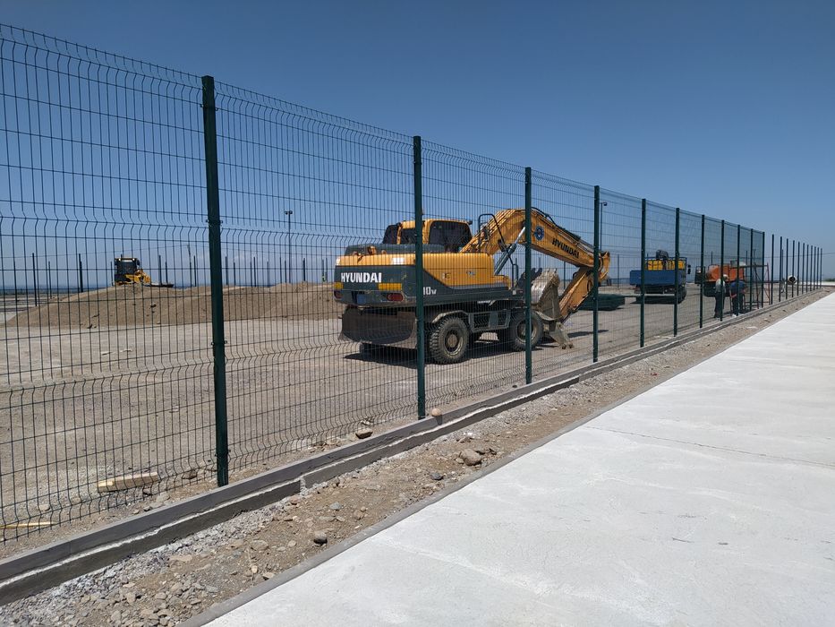 Монтаж ограждения из 3Д сетки