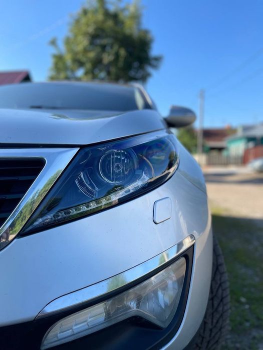 Kia Spotage Стекла Фары / Киа