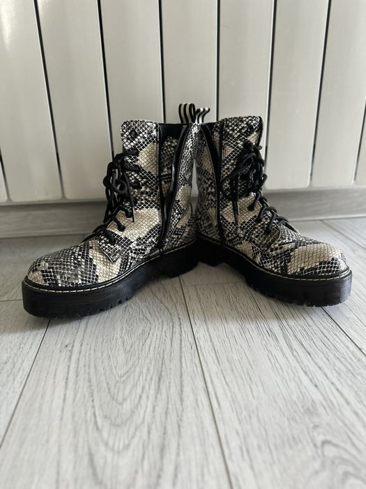 Дамски боти