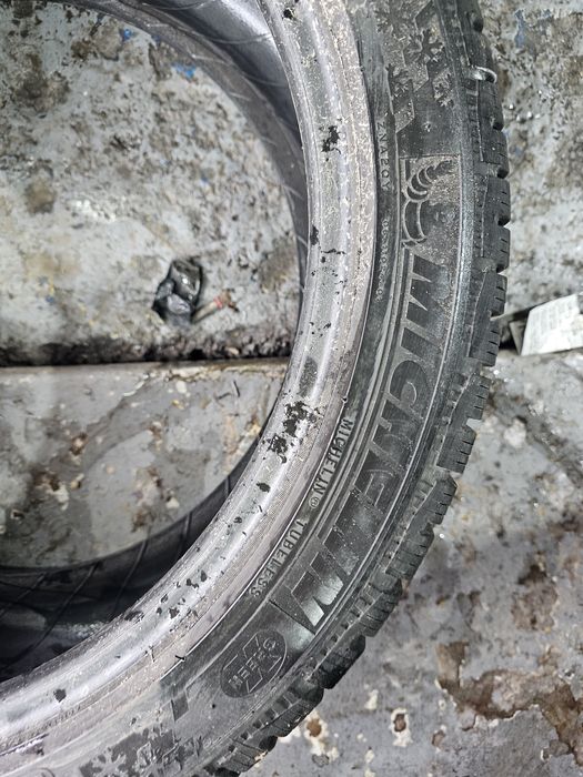 245 40 18 m+s michelin