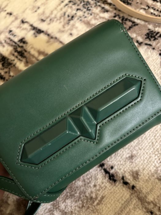 Сумки Fendi и charles & keith