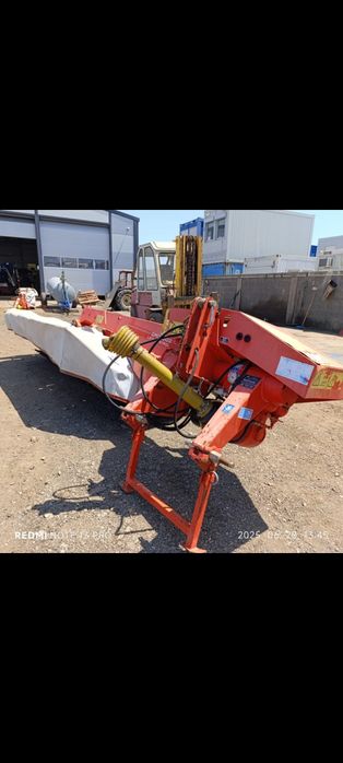 Kuhn GMD 902 coasa lift control