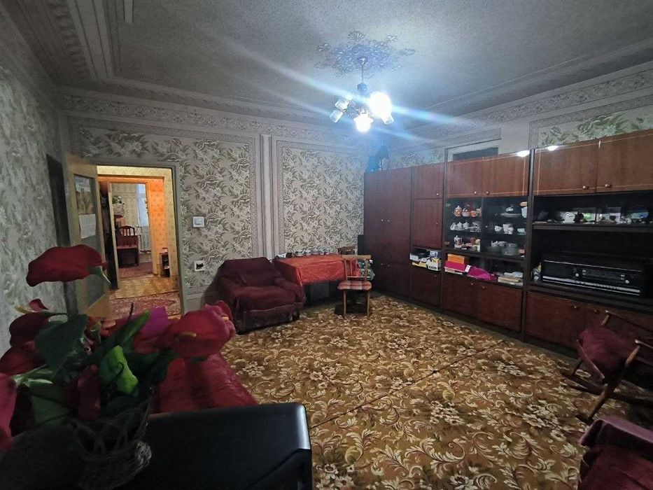 Sotiladi 3 xona 87 m2 kvartira Sebzor, Ganga, G Gulom metro bekati.