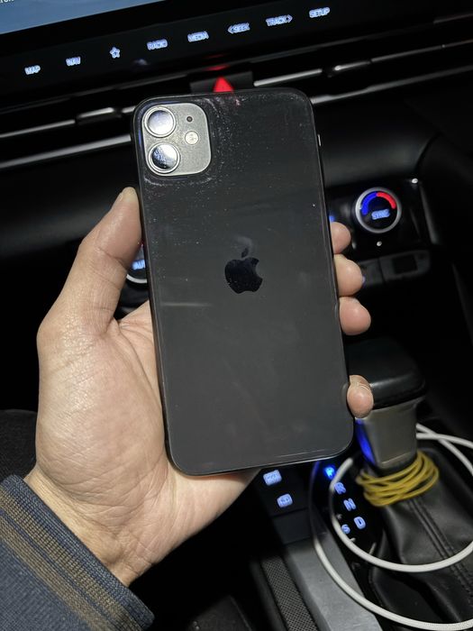 Айфон 11 и Самсунг s22