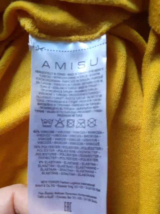 Bluză jerse de culoare muștar, cu perle