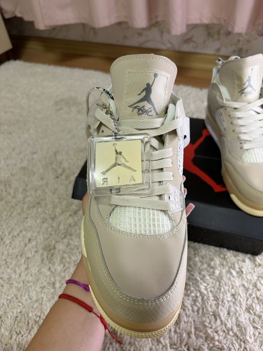Jordan 4 Off White
