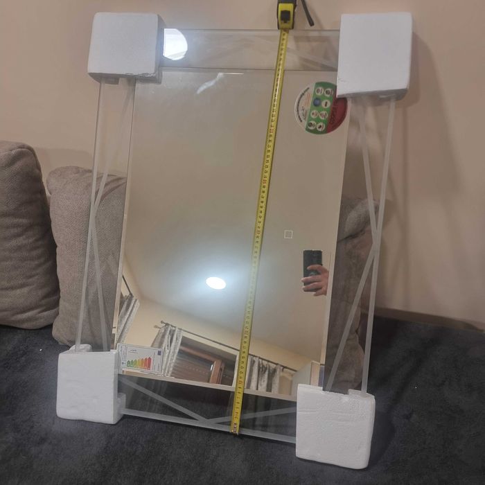 Огледало за баня с подсветка