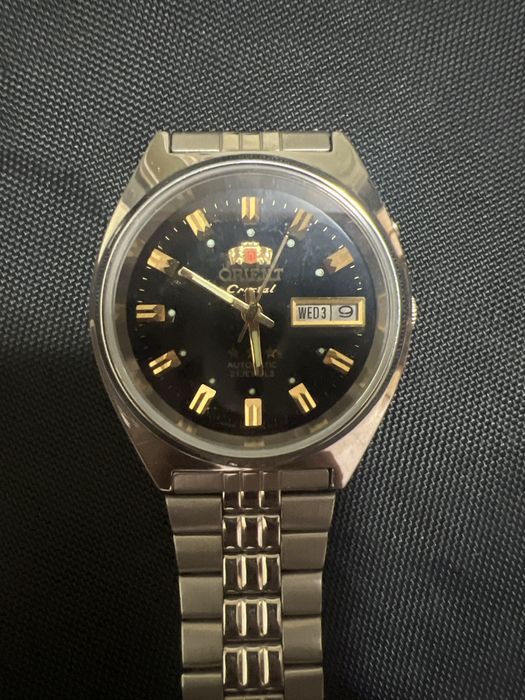 Ceas pt barbati Orient- Ceasul din imagine este un model vintage Orient Crystal 3