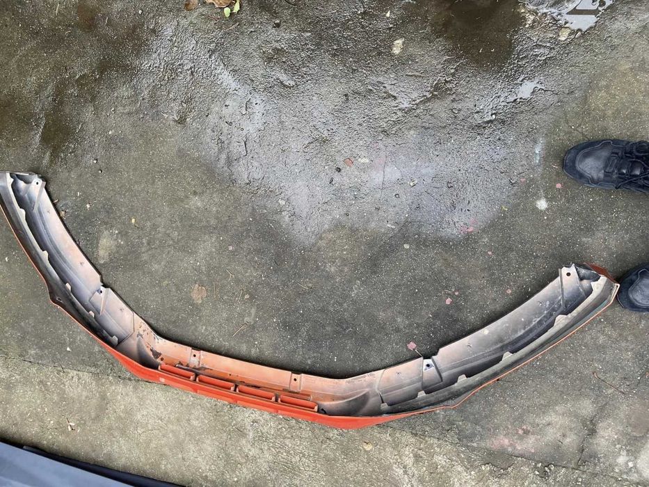 Prelungire (Lip) bara fata Ford Focus MK3 2010-2014