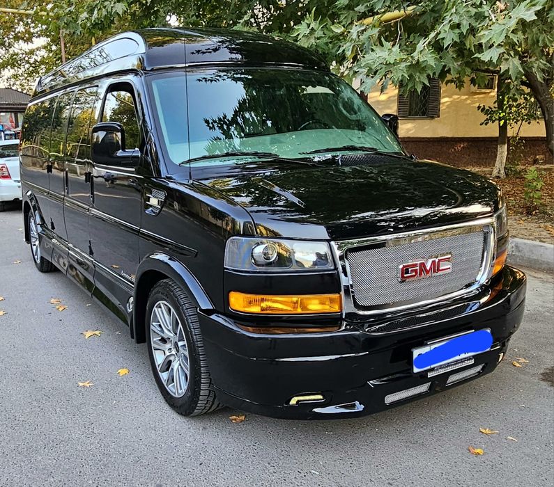 Продаётся GMC Savana Limited SE
