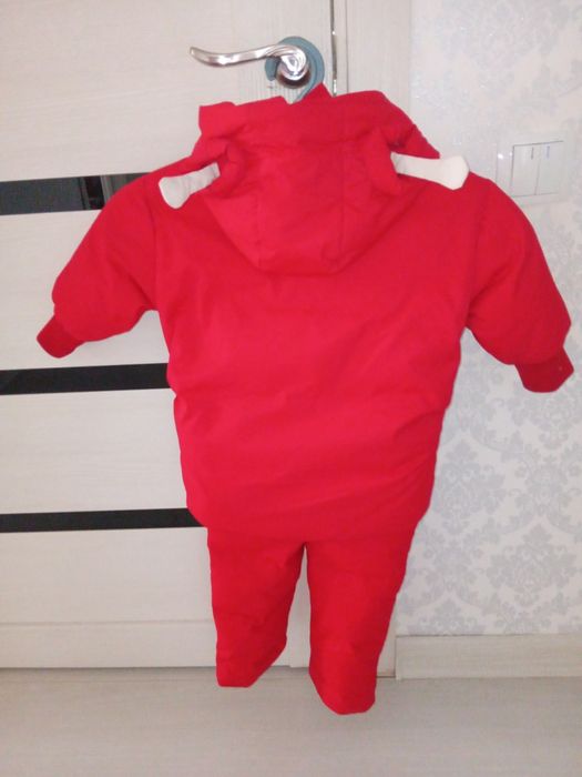 Куртка и комбинезон