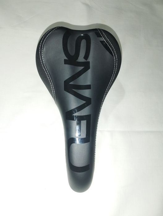 Спортивное сиденье